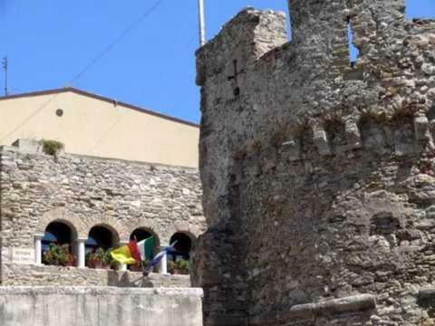 La Casa Sotto L'Arco Apartamento Termoli Exterior foto